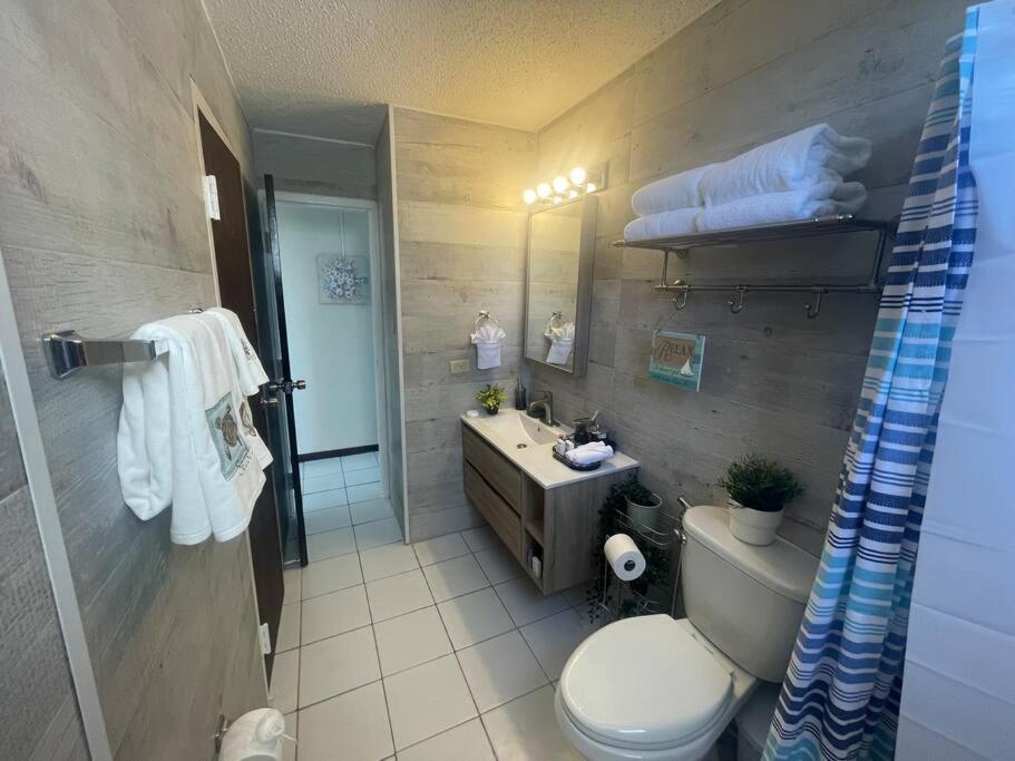 Ocean View 2 Bed 1 Bath 2 Parkings & Pool @ Dos Marinas Fajardo Apartment Exterior foto
