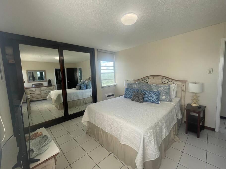 Ocean View 2 Bed 1 Bath 2 Parkings & Pool @ Dos Marinas Fajardo Apartment Exterior foto